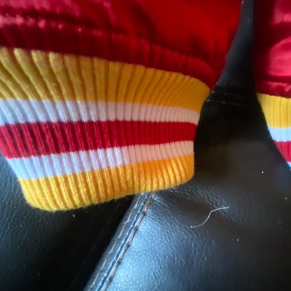 Atlanta Hawks Starter Jacket - Picture 5 of 6